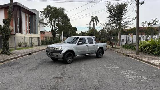 FORD RANGER 2.3 XLT 16V 4X2 CD GASOLINA 4P MANUAL FORD RANGER 2.3 XLT 16V 4X2 CD GASOLINA 4P MANUAL
